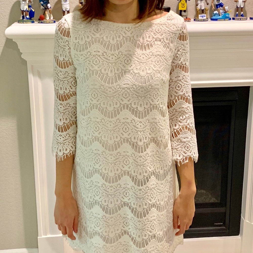 Zara cute lace dress. Size S